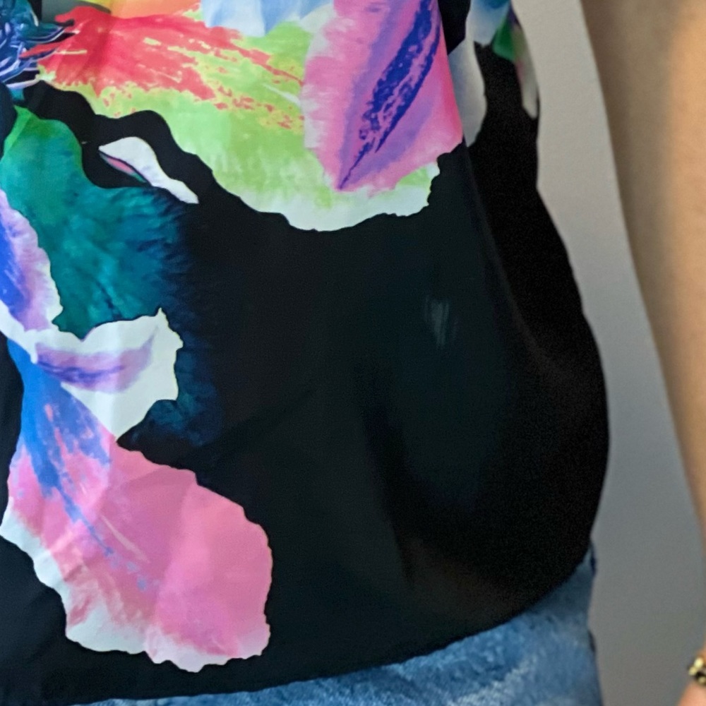 Multicolor Top - Picture 5 of 5